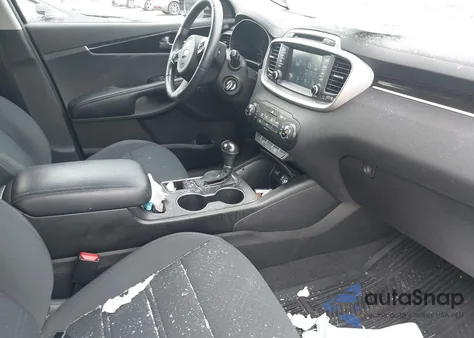 2017 Kia Sorento 3.3L Lx из США, поврежденный, VIN 5XYPGDA59HG228371